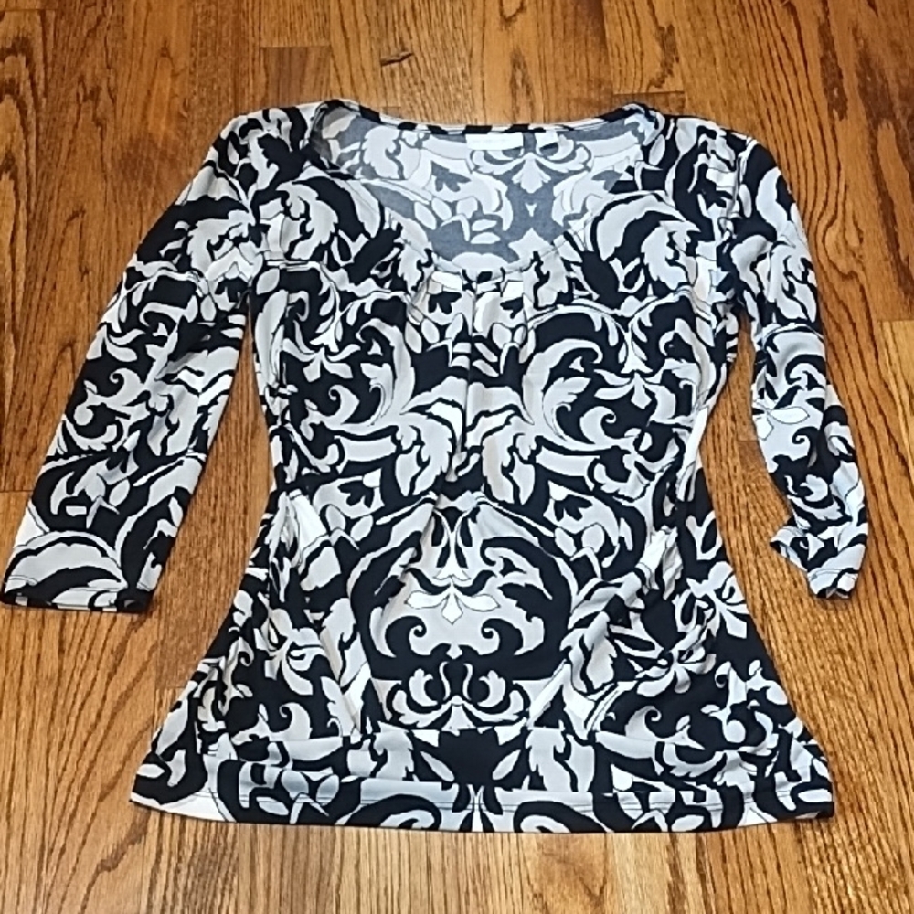 New York & Company Black and White Damask Blouse